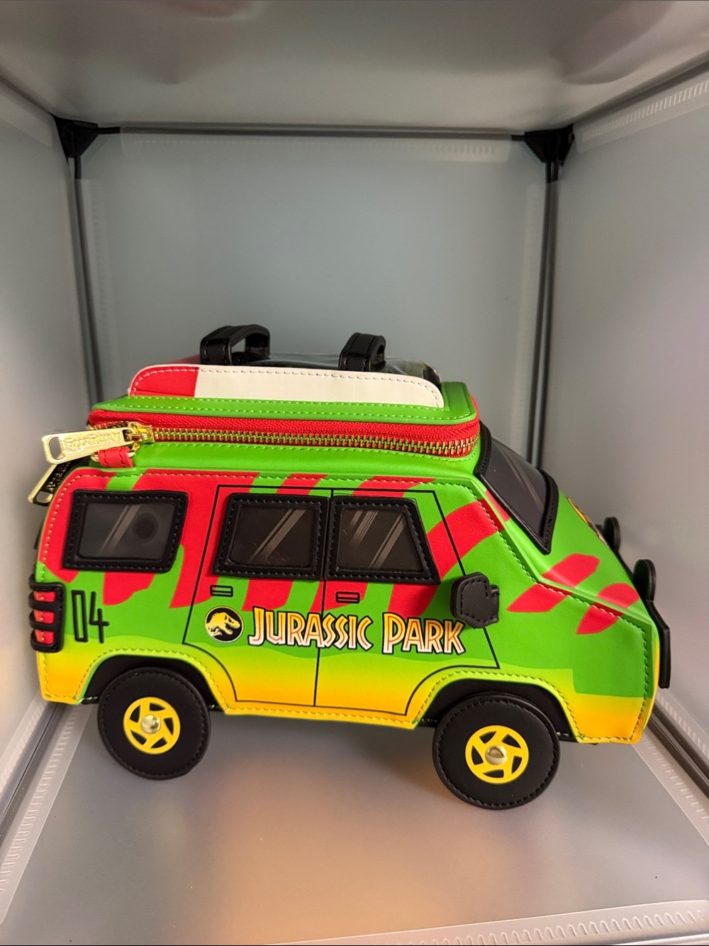 NWT Loungefly Jurassic Park Jeep Crossbody- Green/Red/Yellow - Picture 3 of 11